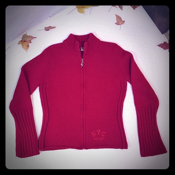 NEC Red Sweater - Picture 1 of 3